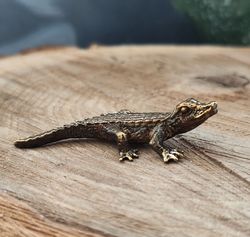 figurine crocodile, alligator, caiman of bronze, mini metal statuette