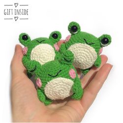 squishy frog plush | frog stress ball | crochet frog | kawaii frog decor | frog gift | gift for teens | anxiety pet