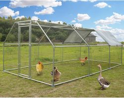 flat-roof chicken house with waterproof and uv-resistant cover (9.2"l x 18.4"w x 6.4"h)