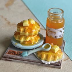 doll miniature, set of waffles on a plate with honey for playing with dolls, dollhouse, scale 1:12, polymer plastic