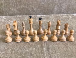 soviet wooden chess pieces - russian oredezh small model vintage chessmen