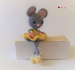 pretty mouse. crochet pattern