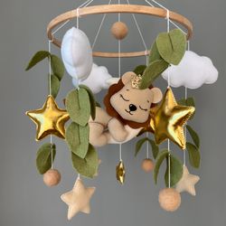 forest baby mobile , woodland baby mobile,  baby mobile with a lion, nursery decor, mobile neutral, lion baby mobile