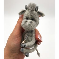 crochet pattern venya the goby. digital download - pdf. diy amigurumi toy tutorial. bull pattern in english