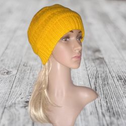 36 colors hat with a hole for the tail | knitted hat | spring hat | autumn hat | stylish hat