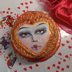 handmade collectible casket "the queen of hearts" from alice in wonderland