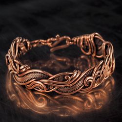 copper wire wrapped bracelet for woman small size, bracelet, unique artisan copper jewelry, handmade wirewrapart jewelry