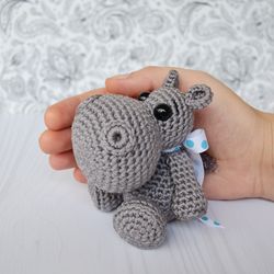 hippo crochet pattern, amigurumi hippopotamus tutorial, diy mini toy hippo , stuffed toy hippo pattern