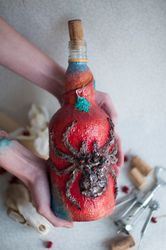 decorative alcohol bottle, bottle collecting, goth gift, creepy, spider, arachnid, pink bottle 700ml