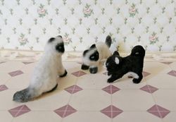 small siamese cats for a dollhouse.handmade.