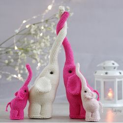 pdf happy elephant family crochet pattern