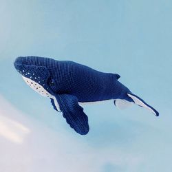 crochet pattern blue whale. realistic stuffed animal.