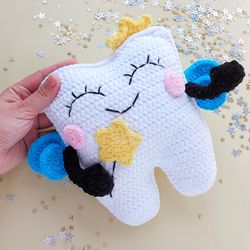 crochet pattern tooth fairy. amigurumi plush toy.