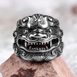 dragon ring. chinese dragon. stainless steel signet.