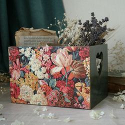 wooden open-top box with handle, flowers
