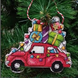 car with gifts cross stitch pattern