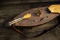 rebec \ visantic lira \lyre with neck \ viking rebec \ european violin \ lyre harp