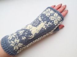 norwegian finger-less gloves women hand knit merino wool finger-less mittens with deer christmas gift for animal lovers