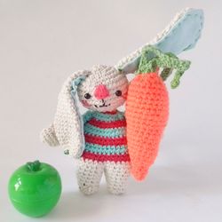 rupert (rabbit) crochet pattern