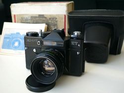 zenit et soviet slr camera helios 44 2 58mm f2 m42 original box vintage decor