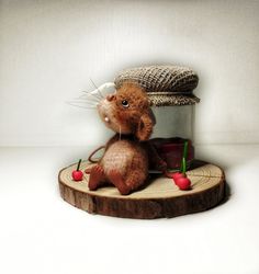 little mouse 6 cm (2.4 inches) with jam - crochet toy