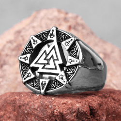 viking valknut ring. valknut symbols signet. stainless steel. odin ring. runic ring. viking jewelry.