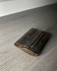 leather cardholder