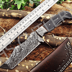 custom handmade damascus steel hunting skinner tanto knife with horn handle and leather sheath.