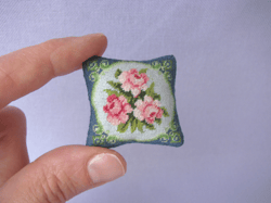 embroidery kit for a miniature pillow for a dollhouse (victorian rose, noble blue) in 1/12 scale.