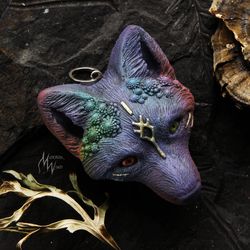 psychedelic wolf jewelry, shaman wolf necklace, wolf sacred geometry, trippy animals.