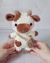 chubby milky cow, crochet milk cow, cute farm animal