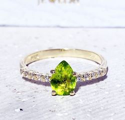 peridot ring - gold ring - stacking ring - august birthstone - dainty ring - tiny ring - delicate ring - engagement ring