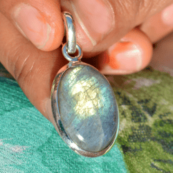 natural labradorite pendent, gemstone silver pendant for women, stone pendent, unique handmade jewelry gift for her