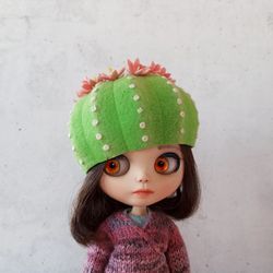 hat for blythe doll * felted wool hat* handmade hat*  original hat* blythe hat* the blossoming cactus