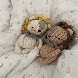 crochet pattern baby lion zuma - amigurumi instructions in german and english pdf