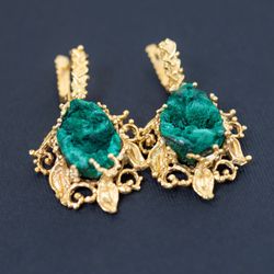 exquisite  earrings with natural malachit