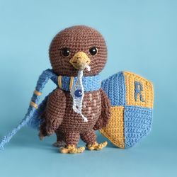 eagle ravenna magic school pendant crochet pattern. amigurumi wizard toy pdf tutorial by crochery