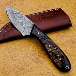 custom damascus steel hunting/bowie/dagger knife handle ram horn with sheath