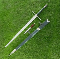 aragorn strider's ranger sword and free gift knife: the perfect lotr collectible