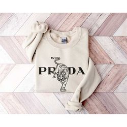 prada sweatshirt - luxury sweatshirt - unisex crewneck - trendy t-shirt - fashion t-shirt - quality t-shirt - luxury des