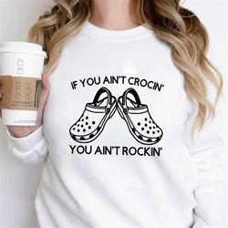 slipper party sweatshirt - slipper lover shirt - funny slipper crewneck - sweatshirt gift - the party don't start party