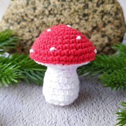 small mushroom crochet pattern crochet mushroom amigurumi pattern how to crochet mini mushrooms easy crochet pattern