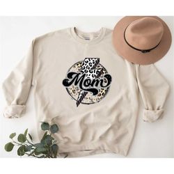 leopard thunderbolt mom sweatshirt,mothers day sweatshirt,mom life hoodie,gift for mom,mom shirt,mama shirt,mom crewneck