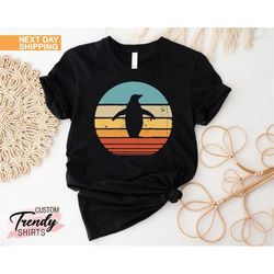 penguin shirt, retro penguin sunset shirt, penguin gifts for women, vintage penguin t shirt, retro sunset shirt, penguin