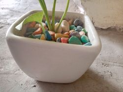 small ceramic pot with multicolored pebbles fillers inside for home &office decor-pot (size 3 inches) weight :-950 grams