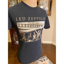 VTG 90s Led Zeppelin English metal hard rock band Robert Plant music fan graffiti tee t shirt  t shirt