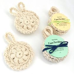 face scrubby with loop crochet pattern