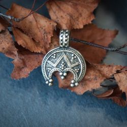 lunnitsa pendant. moon symbol. lunar necklace jewelry. slavic pagan amulet. female mascot. handmade jewelry