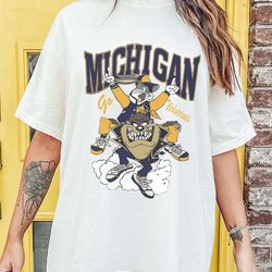 comfort colors shirt, michigan wolverines looney tunes shirt, university of michigan, ncaa shirt, vintage shirt