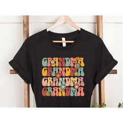 grandma shirt, retro grandma shirt, grandma gift tees, gift for new grandmother, pregnancy announcement, groovy retro gr